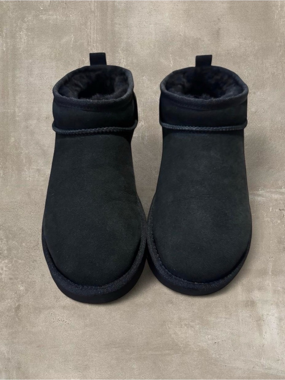 Women's UGG Classic Ultra Mini Boots - Picture 6 of 8